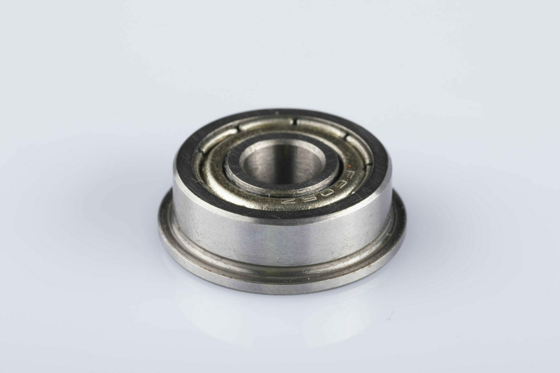 W6A5245-scaled-1.jpg Rodamiento F688ZZ - Imagen 1